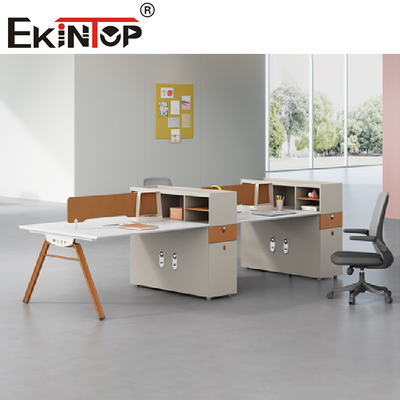 Bàn trắng Máy trạm văn phòng hàng đầu dành cho nhân viên Khung thép 2-8 người