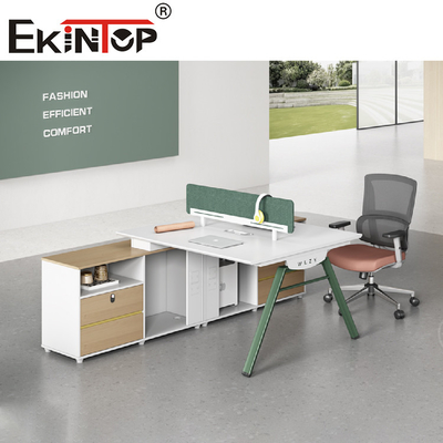 2 4 6 8 Người Văn phòng tại nhà Máy trạm Bàn làm việc Phân vùng văn phòng Kết hợp tự do