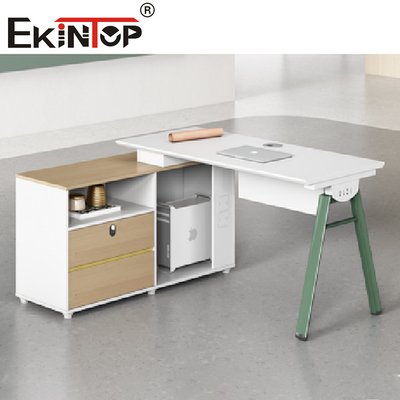 2 4 6 8 Người Văn phòng tại nhà Máy trạm Bàn làm việc Phân vùng văn phòng Kết hợp tự do