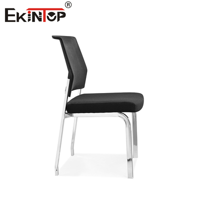 Bàn ghế đào tạo lưới thở và làm mát cho toàn bộ năng suất trong ngày