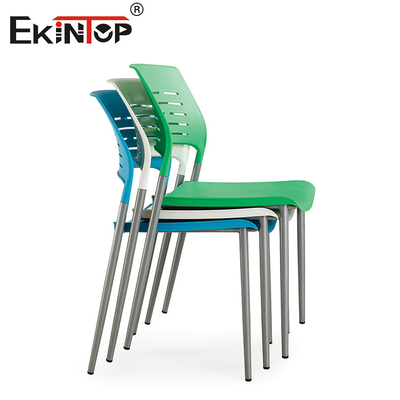 Chủ tịch đào tạo sinh viên hiện đại đa năng cho môi trường học tập hợp tác