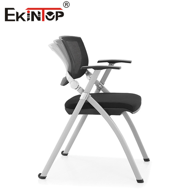 Thang ghế huấn luyện được xếp chồng bền vững