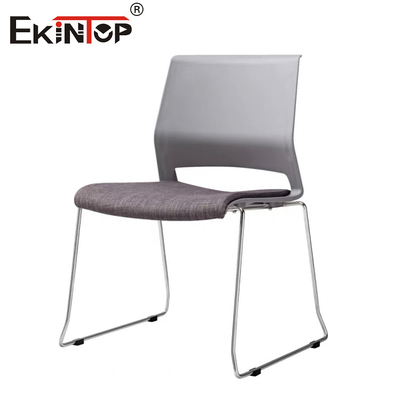 Ghế đào tạo bền vững với lưng nhựa chân kim loại Phong cách tối giản