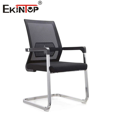 Ghế văn phòng mặt sau lưới đen với gối tay và khung kim loại 320mm cơ sở nylon