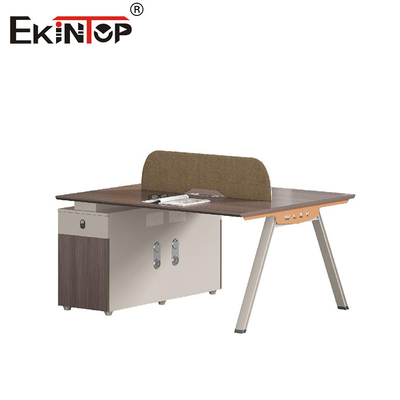 Máy trạm văn phòng 4 người tiết kiệm chi phí với khung kim loại có thể tùy chỉnh