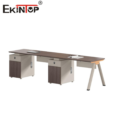 Máy trạm văn phòng 4 người tiết kiệm chi phí với khung kim loại có thể tùy chỉnh