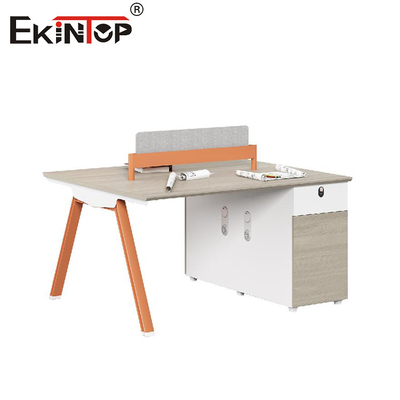 Nhà sản xuất Đồ nội thất văn phòng mô-đun hiện đại Đường làm việc 2, 4, 6 chỗ ngồi