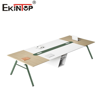 Phong cách hiện đại Bàn hội nghị văn phòng vật liệu gỗ chân kim loại tùy chỉnh