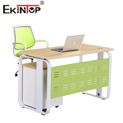 Đồ nội thất bán buôn Bàn văn phòng Bàn nhân viên Bàn góc gỗ Phong cách thương mại