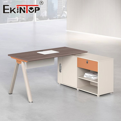 Bàn làm việc kiểu hiện đại với tủ lưu trữ thân thiện với môi trường
