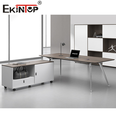 Kiểu văn phòng tối giản chất lượng cao