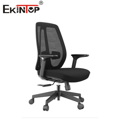 Quán văn phòng quay ergonomic với ghế rác thoải mái